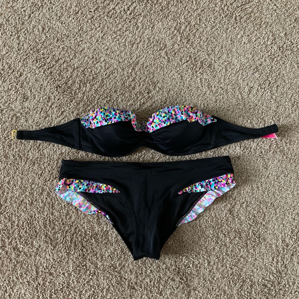 •Victoria’s Secret bathing suit•